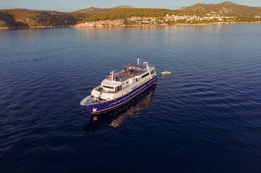 Motor yacht Lupus Mare - Charter Split